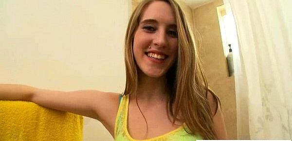  Teen Solo Amateur Girl Love Put Things In Her movie-09